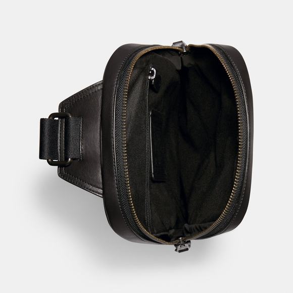 NWT Coach Outlet Graham Pack In Signature Canvas - Picture 2 of 5